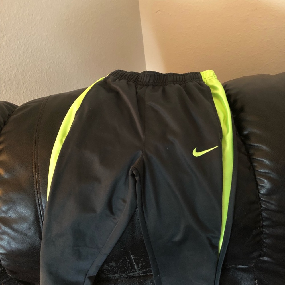 Pants - Picture 6 of 6